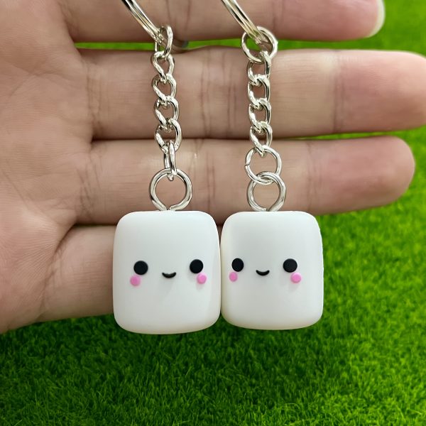 1pc Funny marshmallow keychain, Cute white marshmallow, Kawaii fashion backpack accessories car pendant, Birthday party gift, Christmas gift