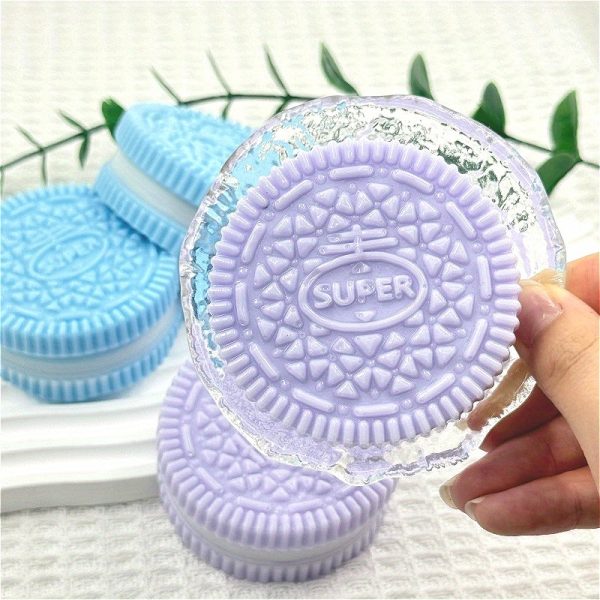 Wet Soft Toy, Sandwich Double Color Cookie Shaped Pinch Toy, Perfect for Office Desk Decoration, Playful Gift Item