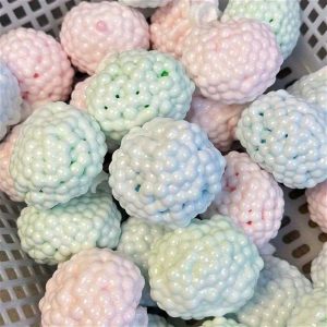Novelty squeeze toys, new noisy ballsNovelty Gadgets - Perfect for Birthday & Party Gifts, Great for Class Prizes, Fun Halloween/Christmas/Easter & Party Gifts, Best for Christmas