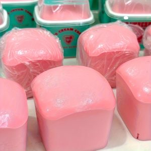 1pc Super Soft Bread Knead Mock Ice Cream Cake, Perfect Gift for Party Toys, Holiday, Carnival