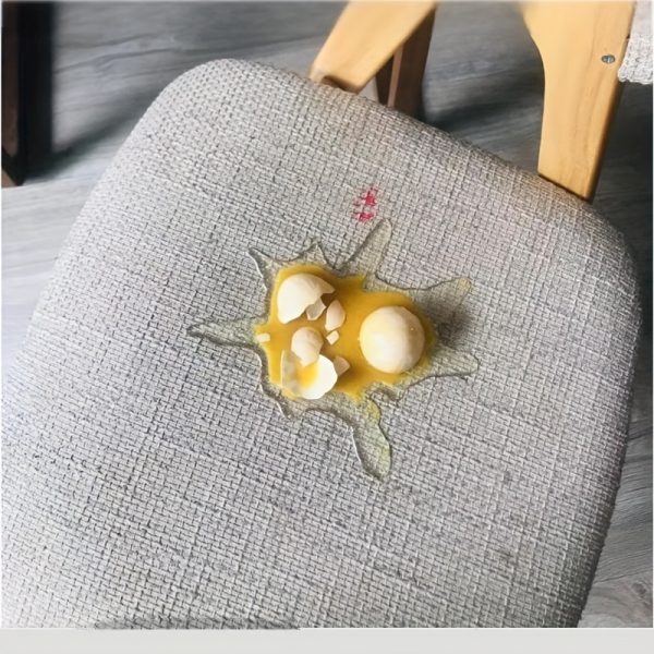 1pc April Fool's Day Broken Eggs Mobile Phone Holder Broken Eggs Broken Eggs Broken Eggs Blown Milk Tea Spoof Psychic Toys