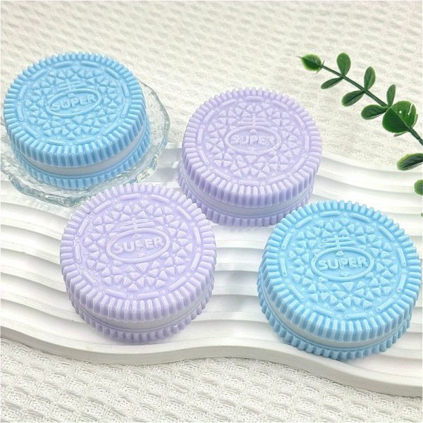 Wet Soft Toy, Sandwich Double Color Cookie Shaped Pinch Toy, Perfect for Office Desk Decoration, Playful Gift Item